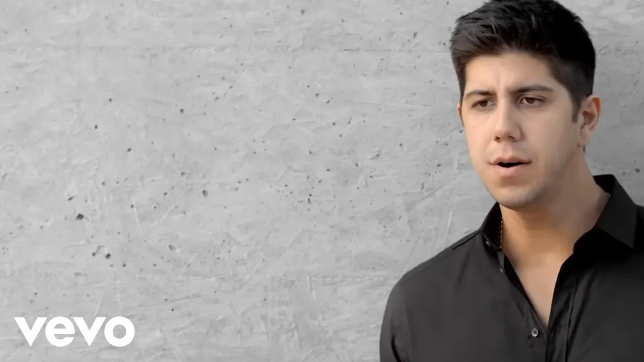 SoMo - Ride (Official Video) background