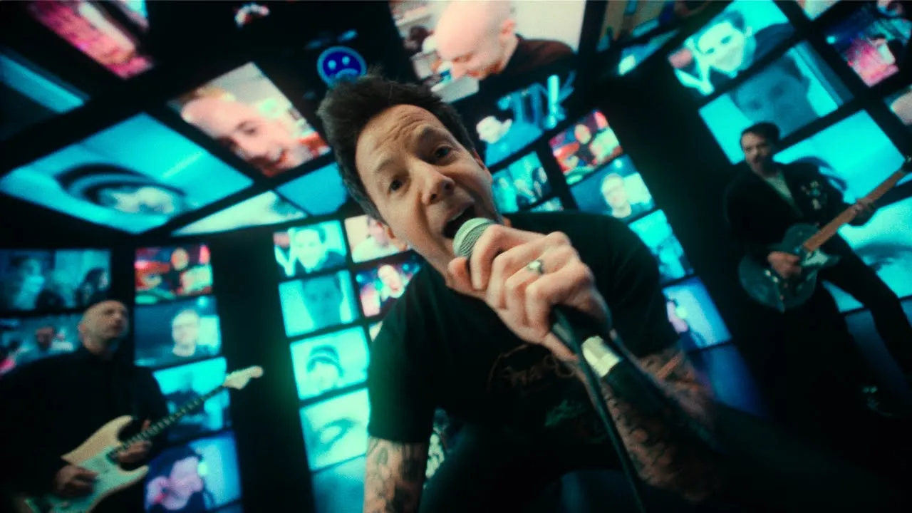 Simple Plan - Nothing Changes (Official Video)