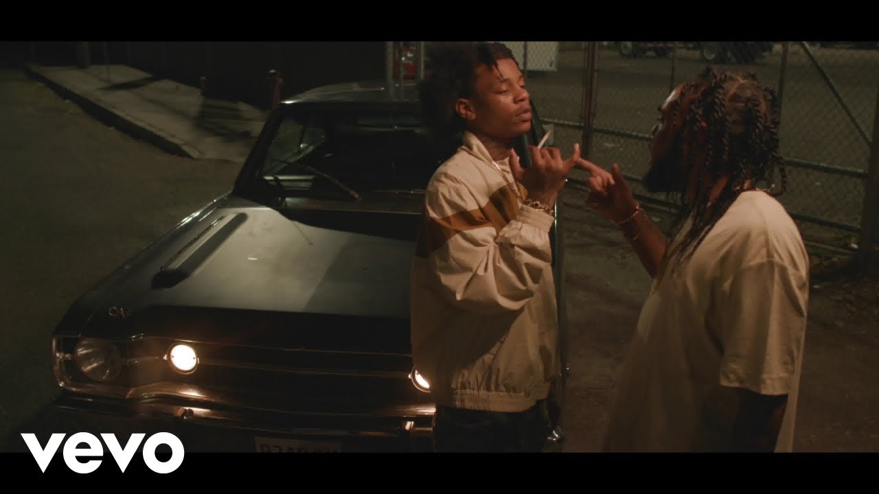 Teebone, Pablo YG - Frozen | Official Music Video background