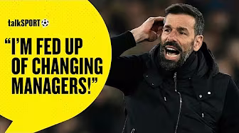 "Let Him Build?!" Leicester Fan CLAIMS The Club Should Stick With Ruud Van Nistelrooy As Manager! background
