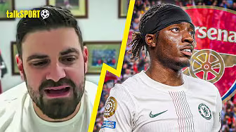 "VERY LOUD IDIOTS!" Harry Symeou INSISTS Arsenal fans PROTESTING Madueke don't represent the club! background