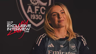 EXCLUSIVE INTERVIEW | Chloe Kelly returns to The Arsenal! | 💬 "This is the place I want to be" background