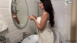 Shaking orgasm by my stepmom