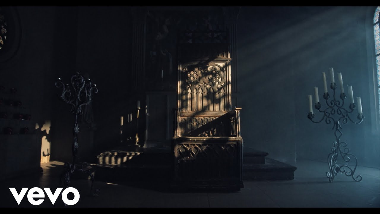 Kwesta - The Throne (Official Lyric Video)