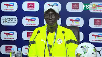 Conférence de presse d'apres Match Tunisie -Senegal, le coach Pape Ibrahima Faye face à la Presse. backdrop