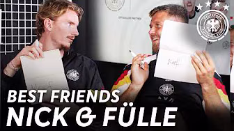 Woltemade lüftet Frisuren-Geheimnis! 🤫 | Best Friends Test mit Nick Woltemade & Niclas Füllkrug backdrop