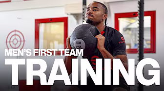 Lavoro in palestra per i rossoneri | AC Milan Training background