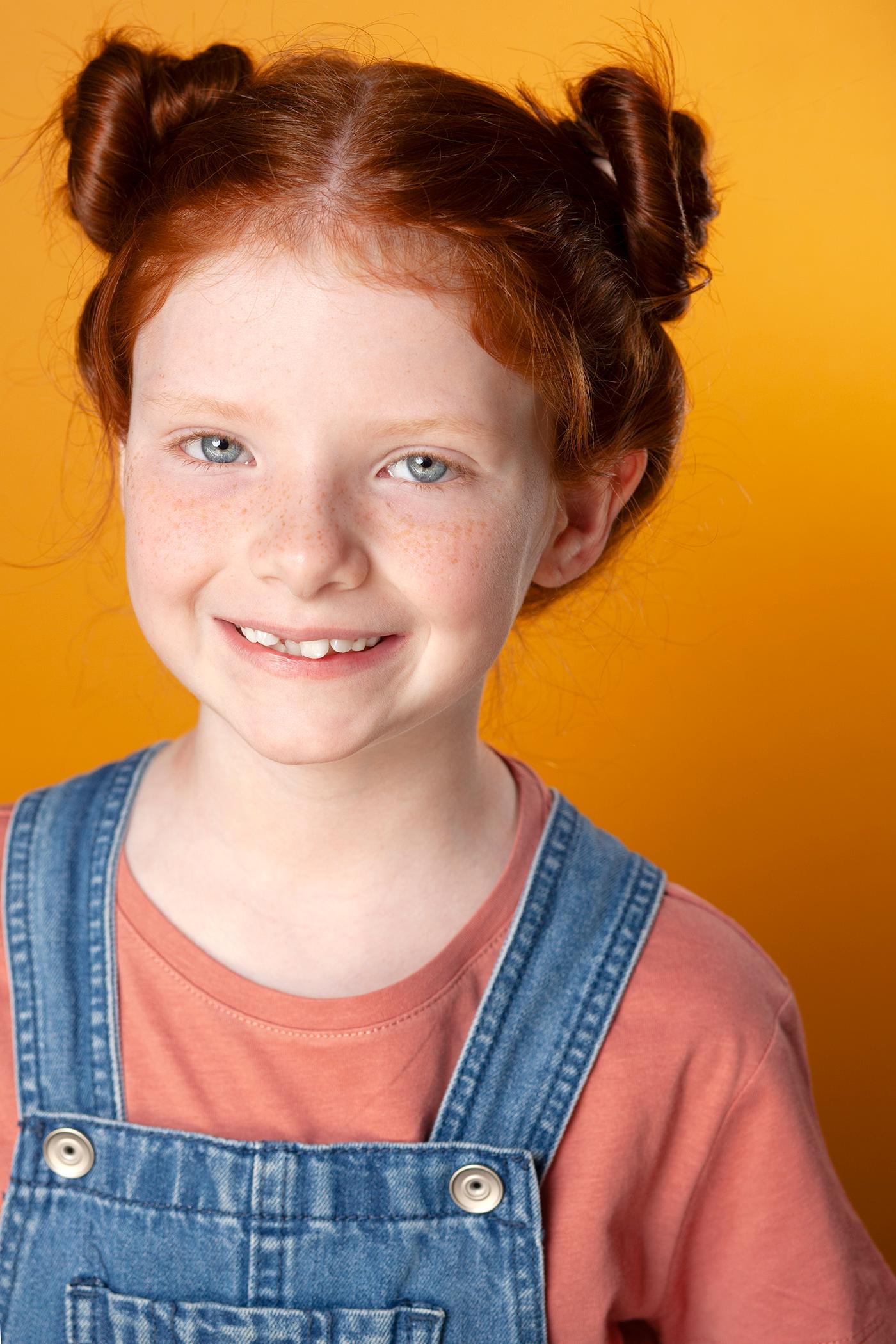 actor Olivia Darling Busby large photo