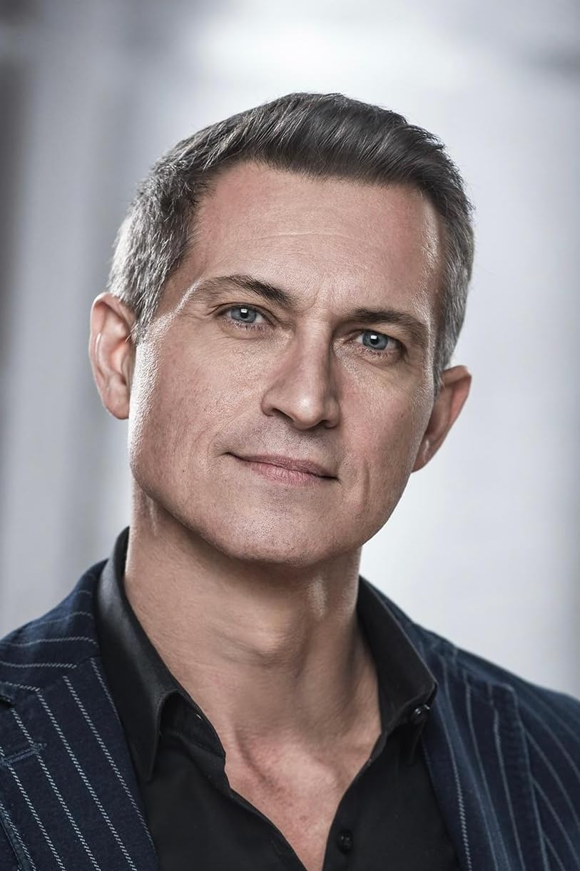 actor James Benson large photo