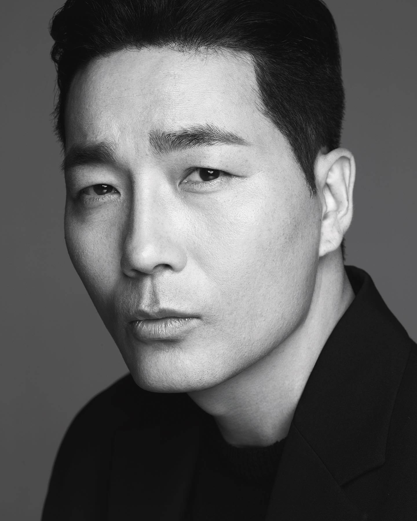 actor Young Gu Kim large photo