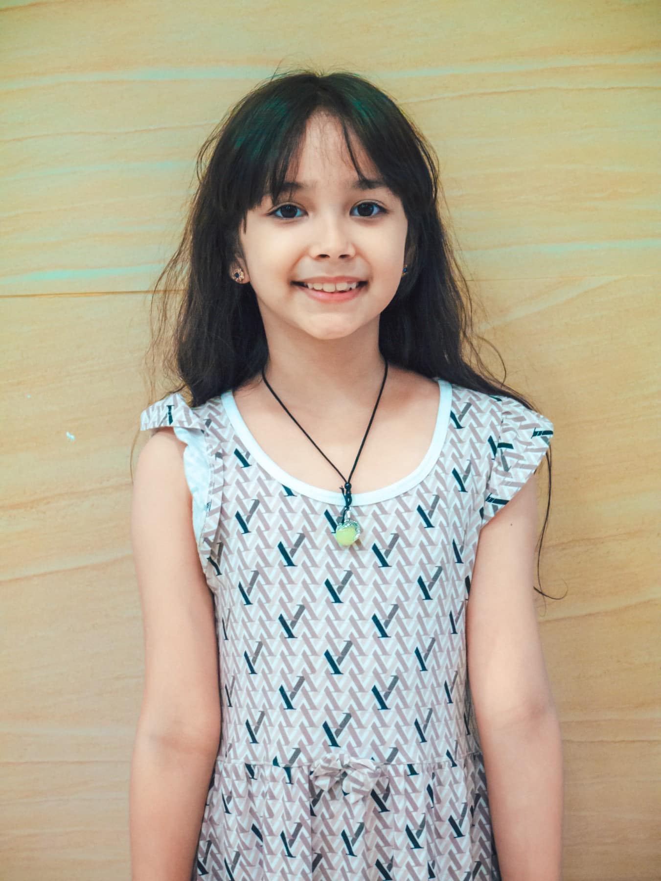 actor Aiyanna Sulwer large photo