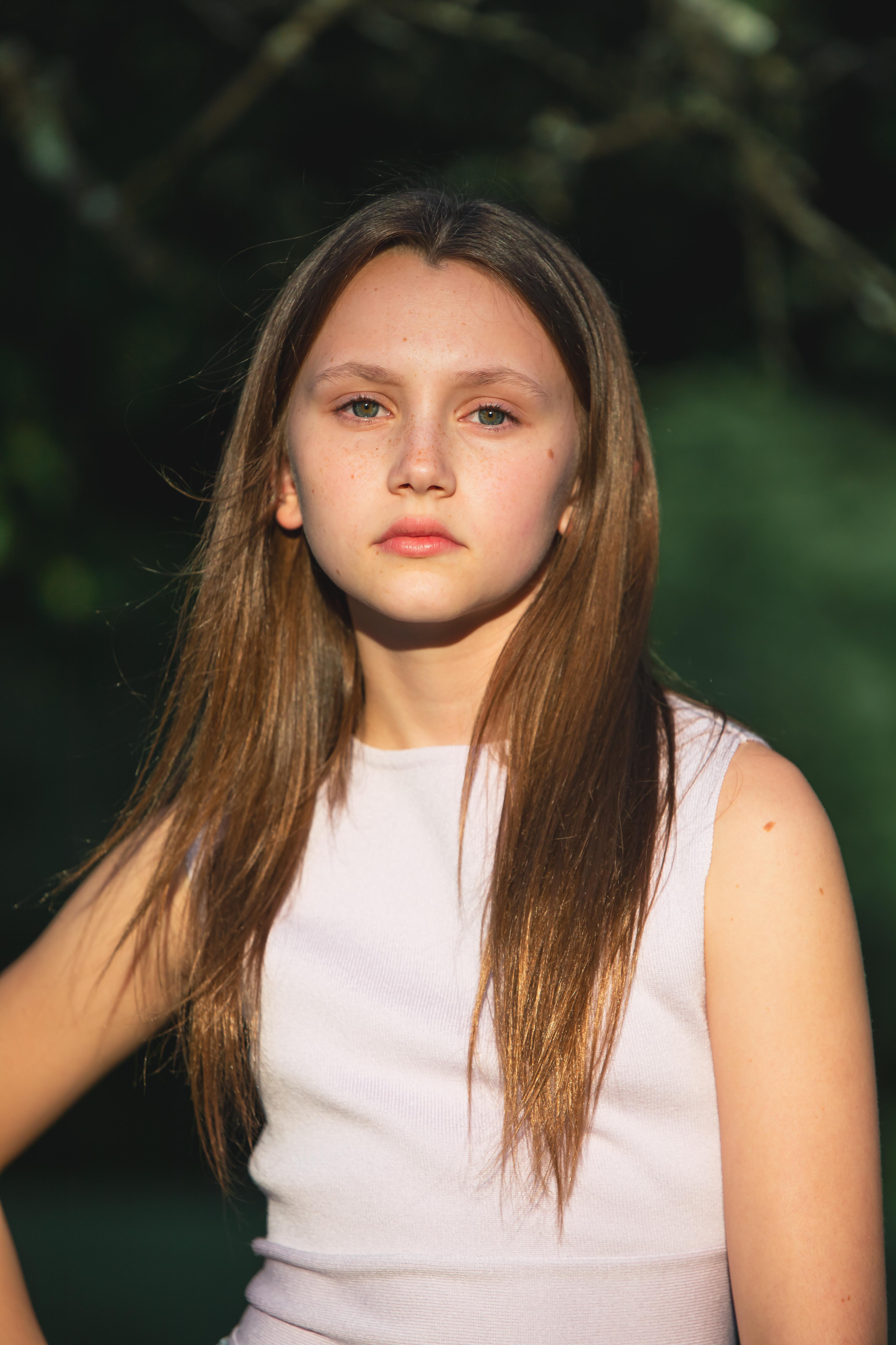 actor Kennedy Moyer large photo