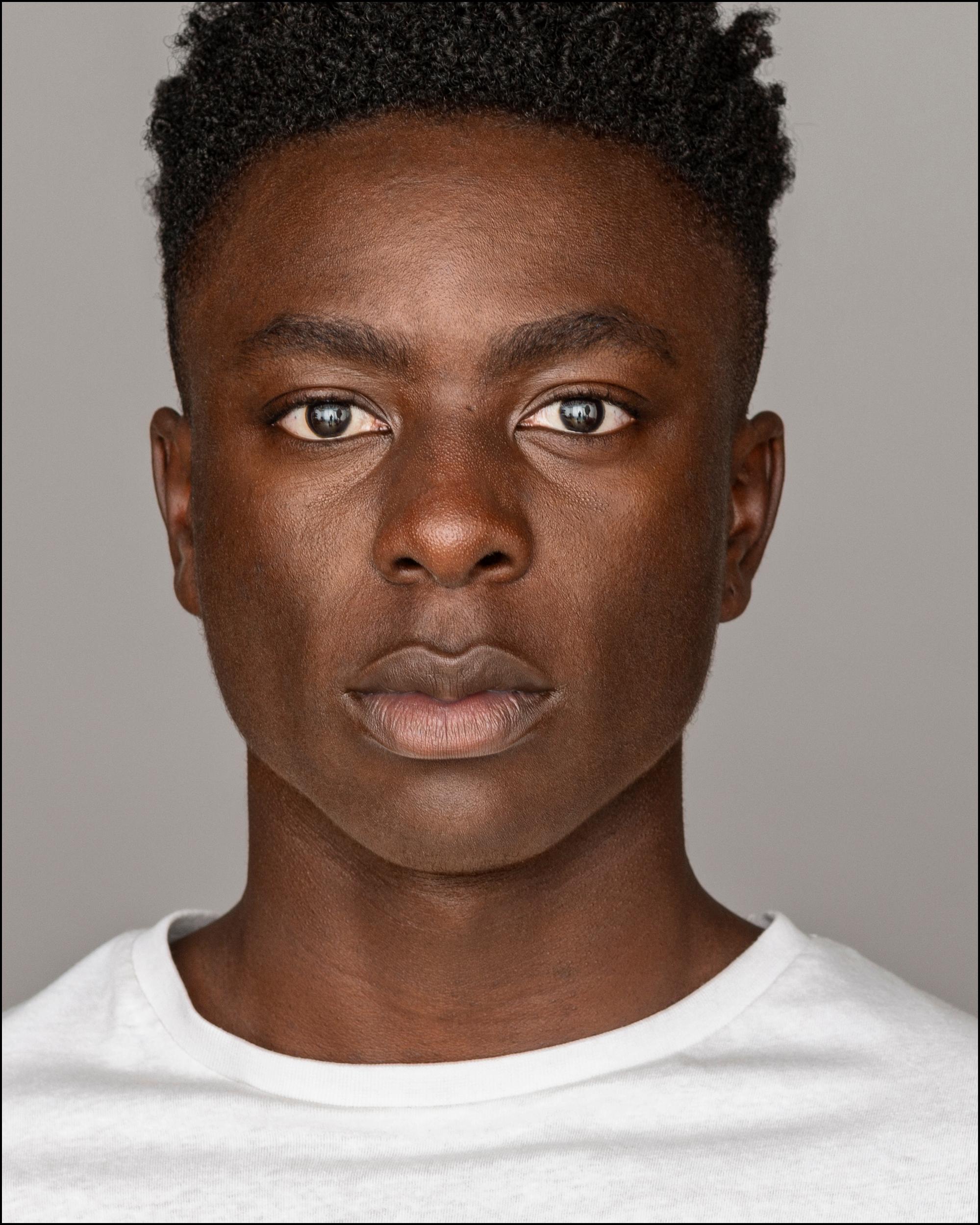 actor Olatunji Ayofe large photo