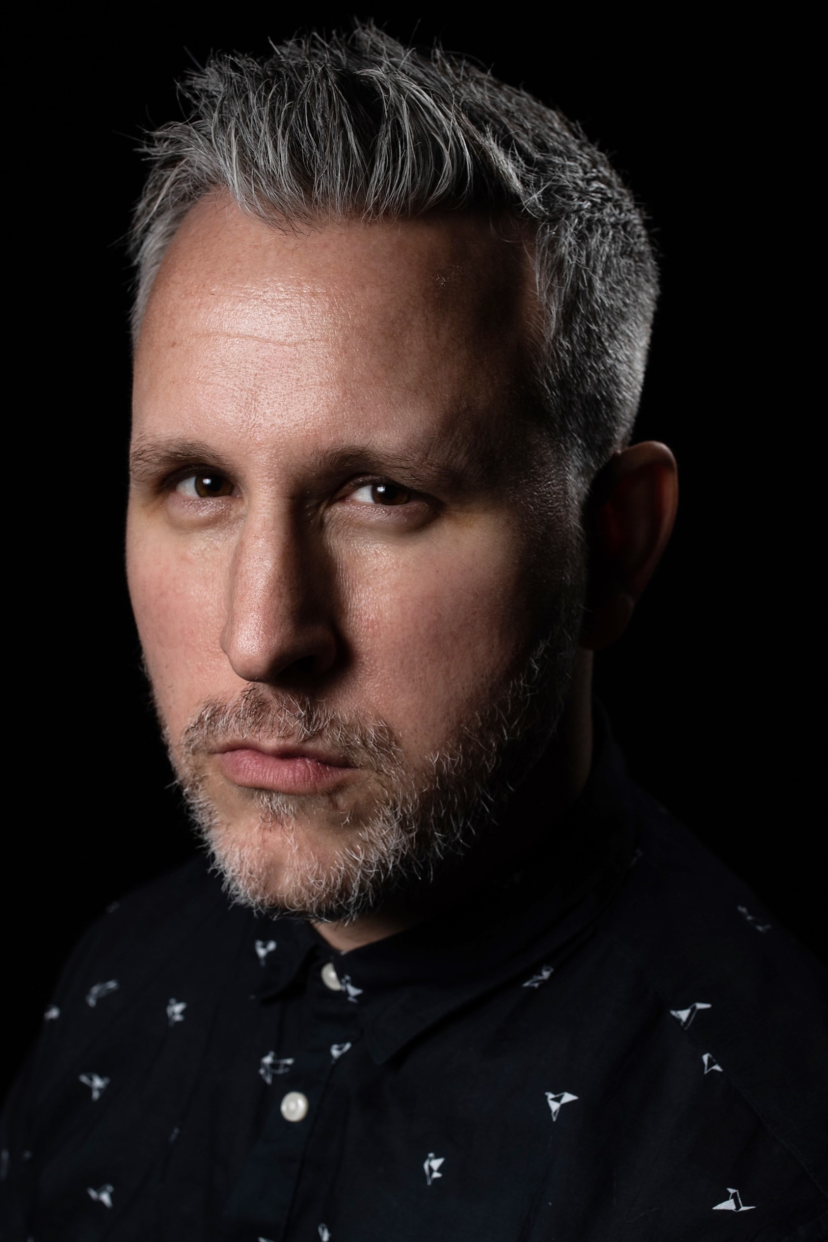 actor Ash Robbo large photo