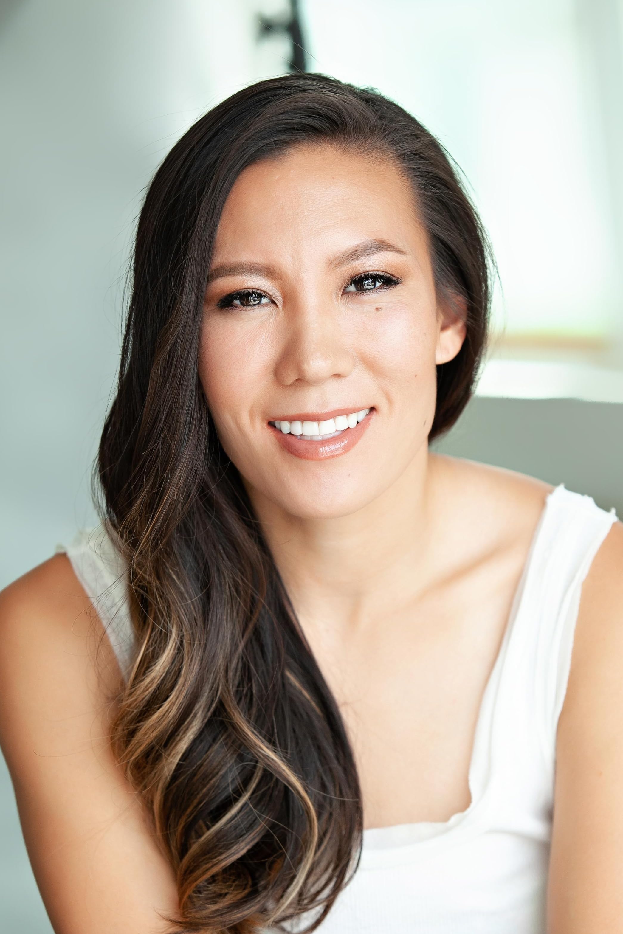 actor Weixin Le large photo