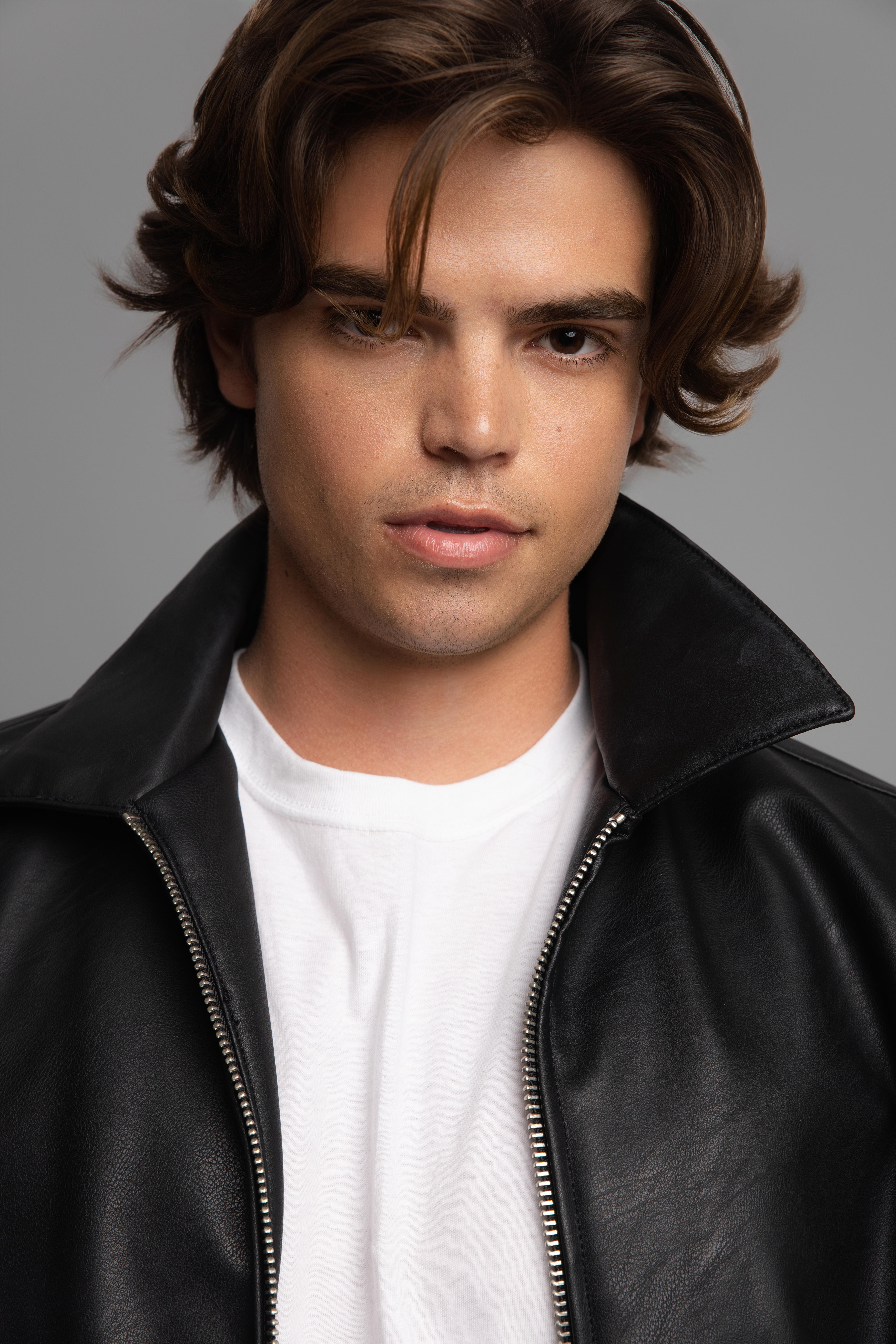 actor Thomas Beck large photo