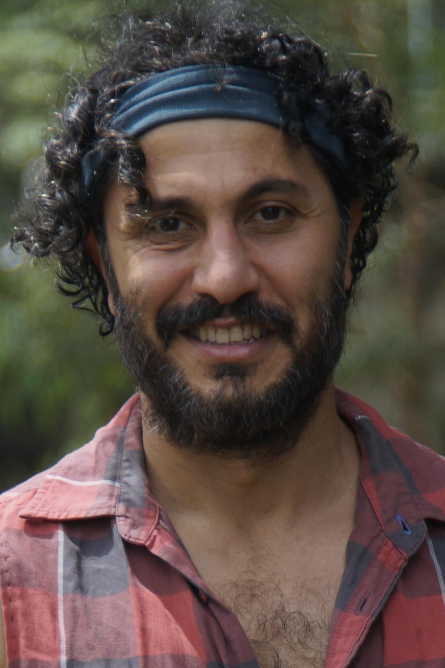 actor Ara Raad large photo