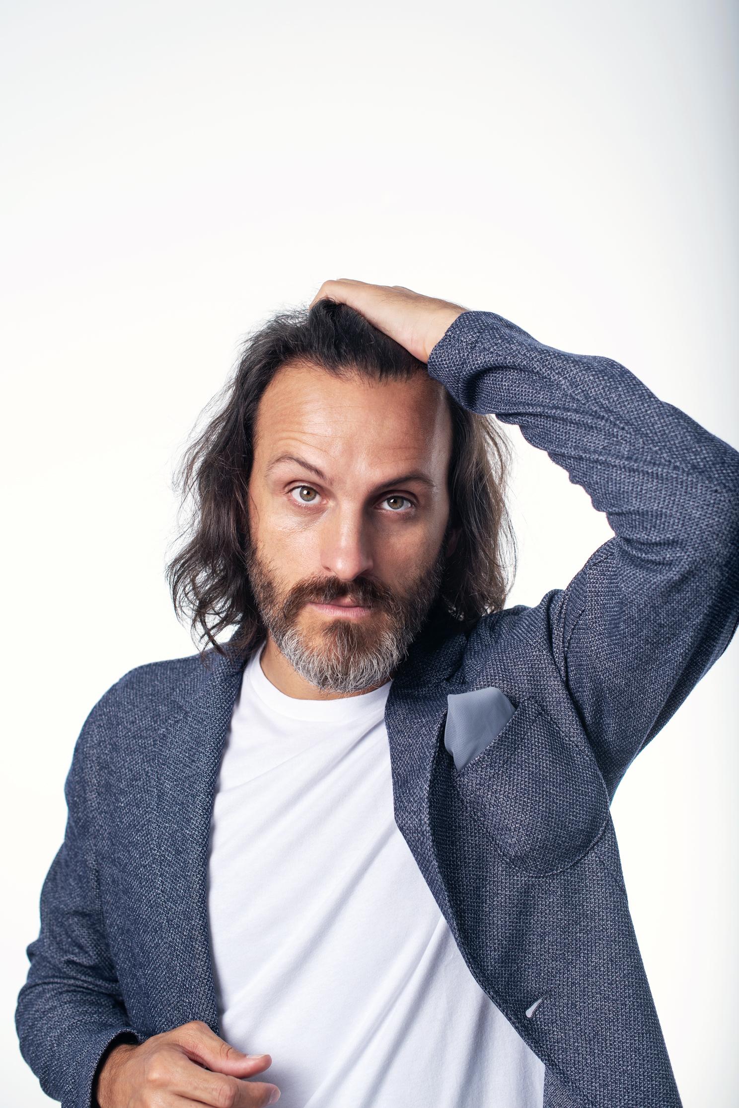 actor Emiliano Hasan large photo