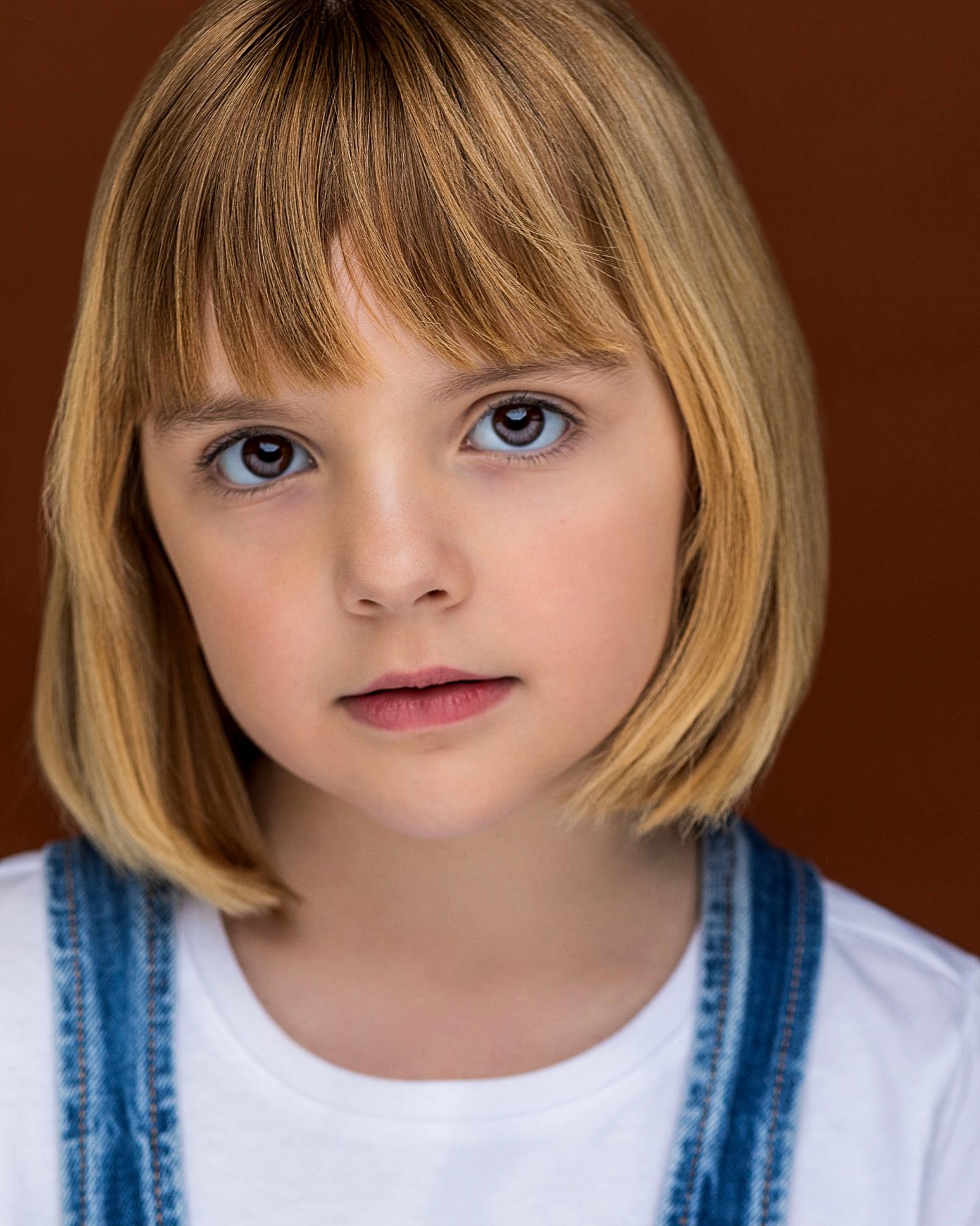 actor Arabella Olivia Clark large photo