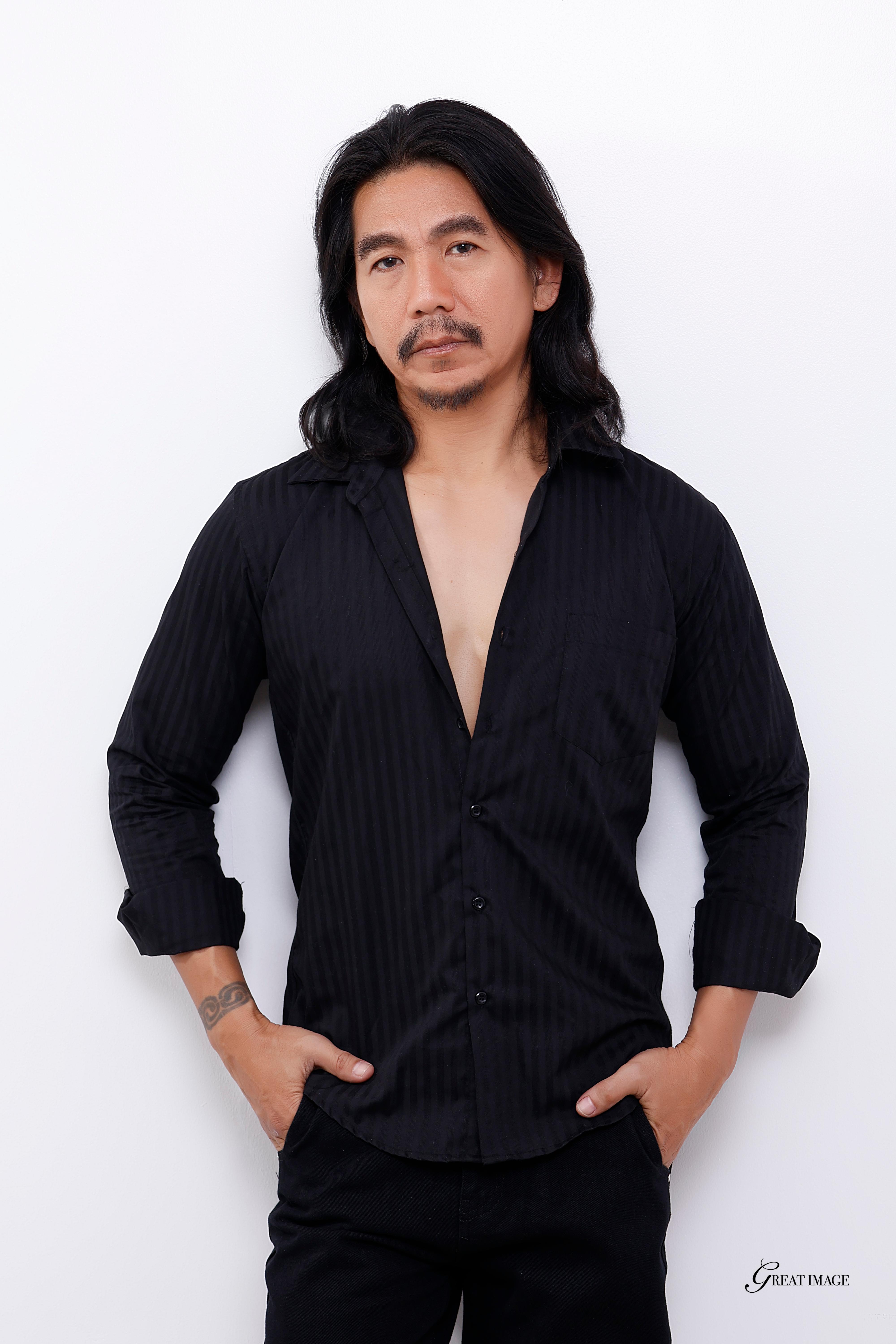 actor Sol Eugenio large photo