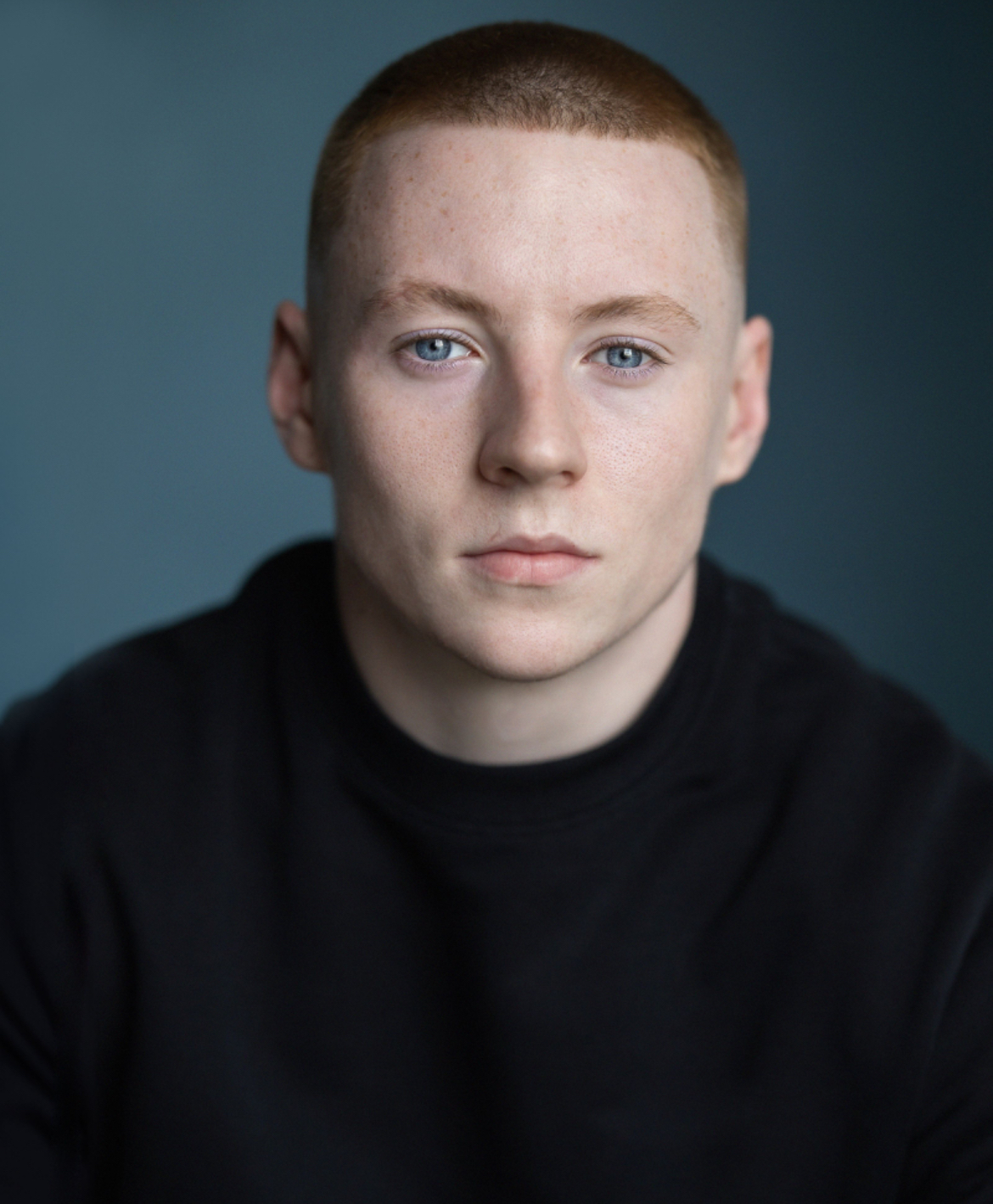 actor Joshua Barry large photo