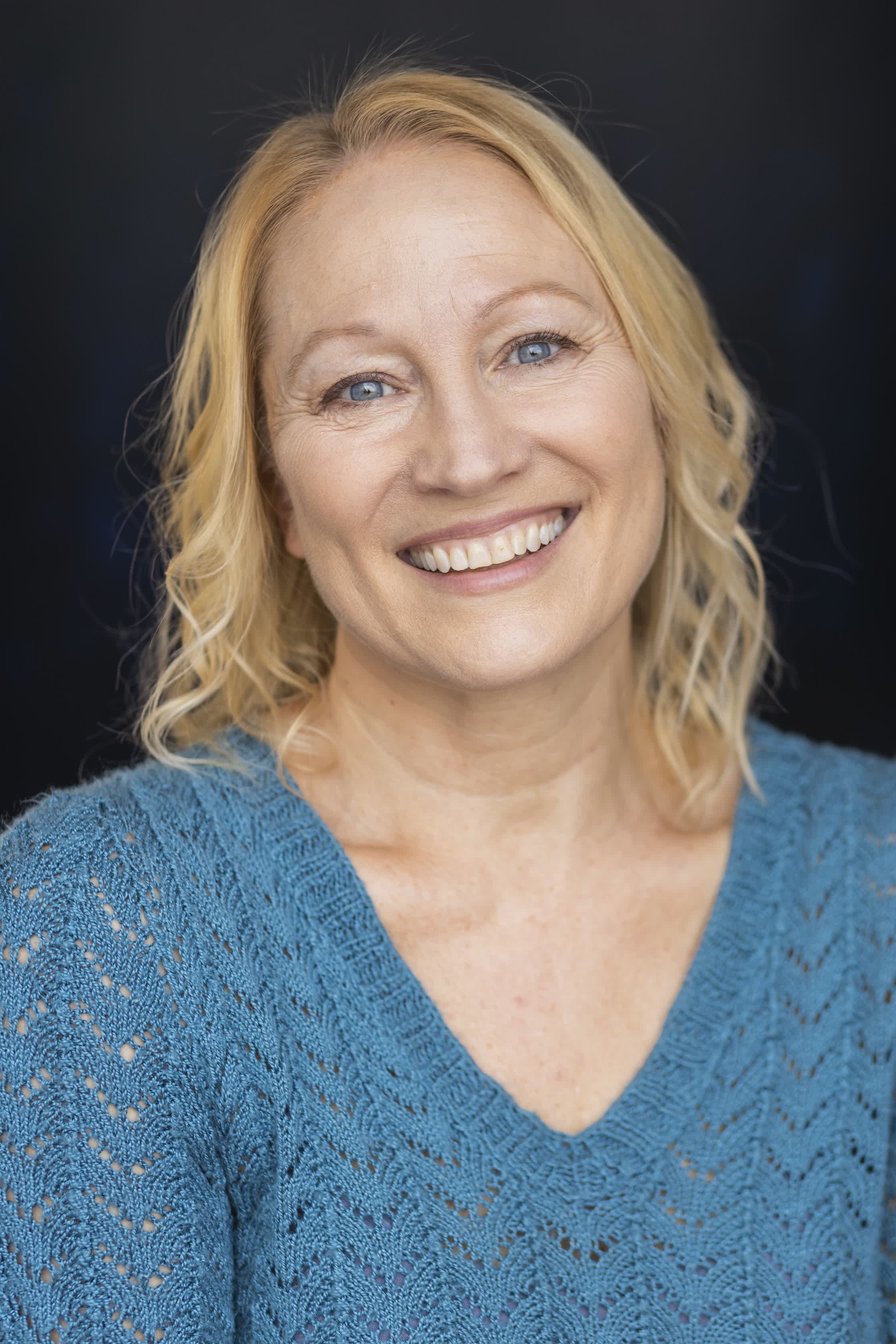 actor Gena Kay large photo