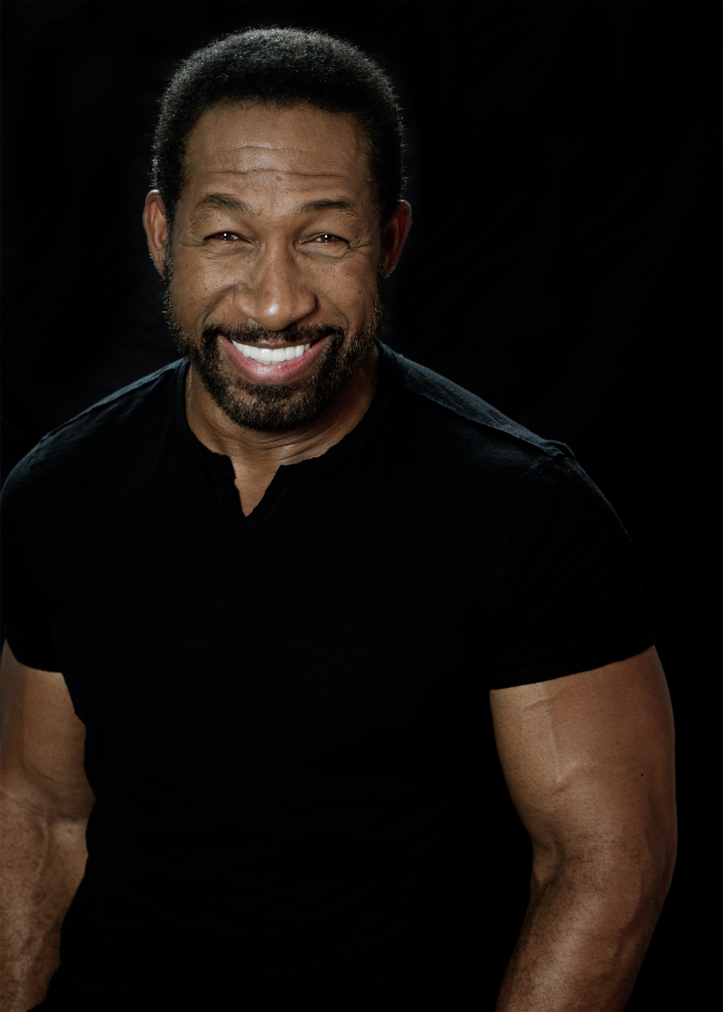 actor Owen Miller large photo