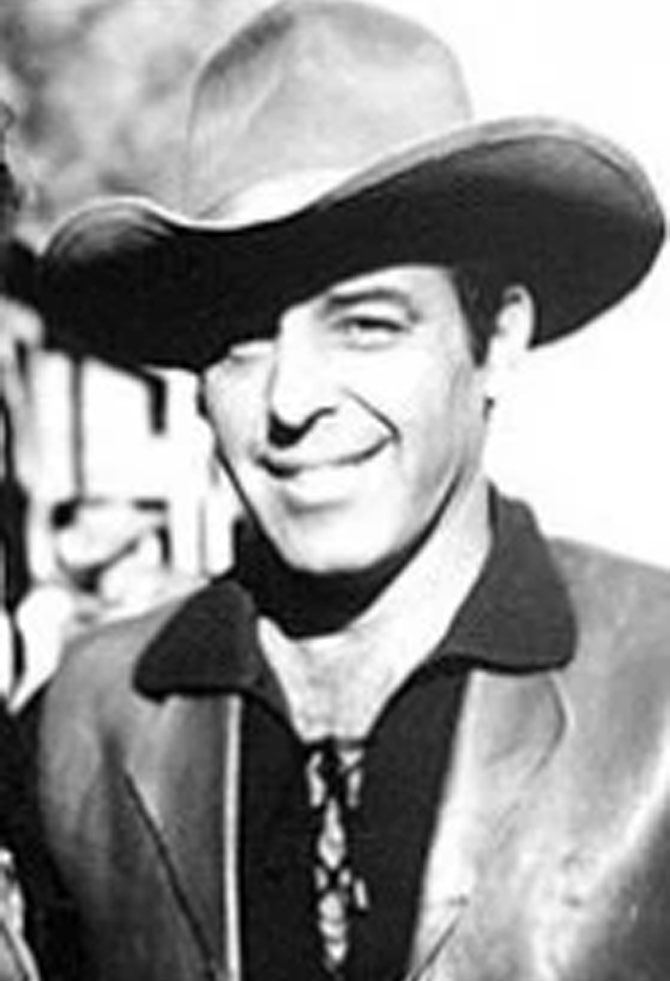 actor Fred Carson large photo