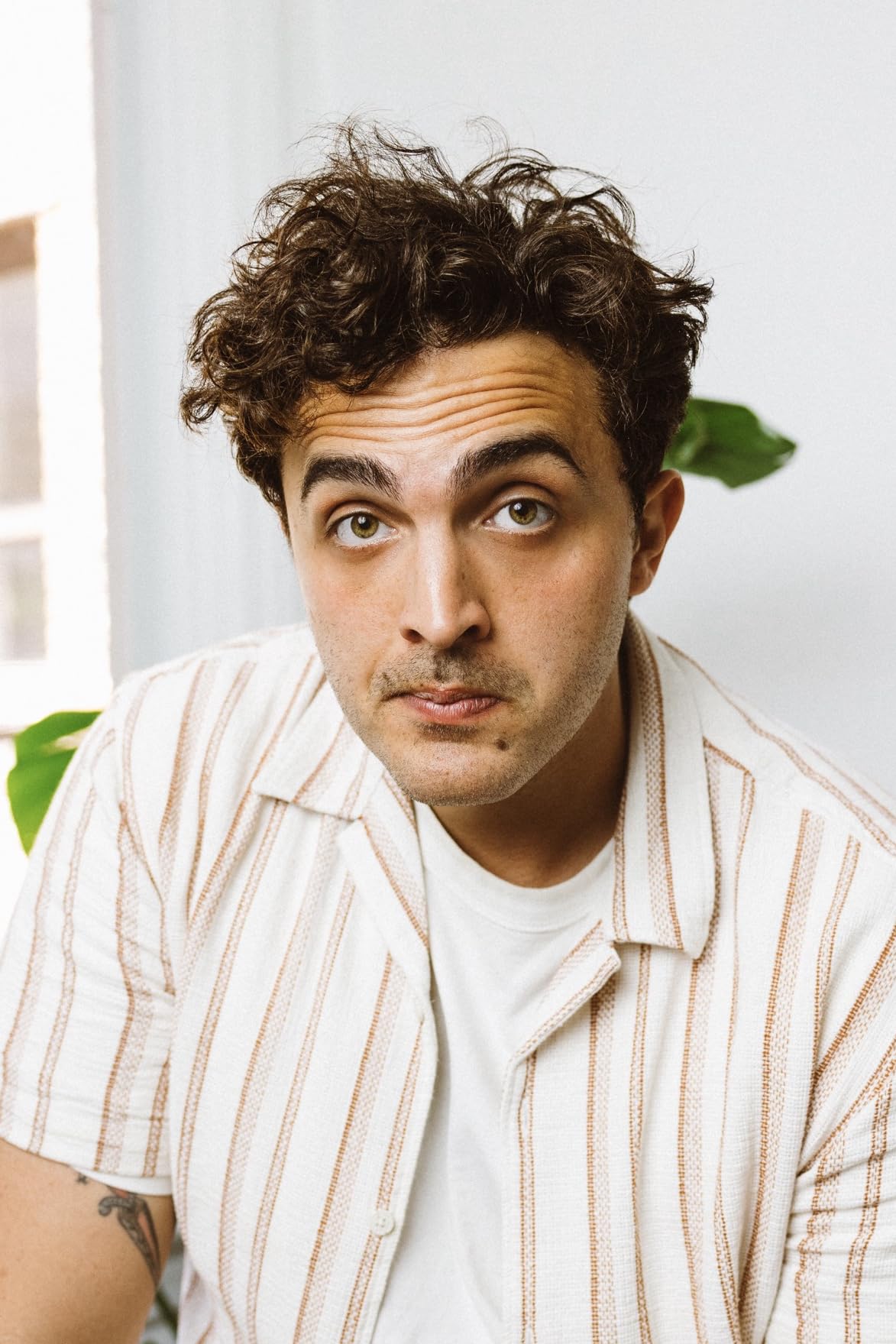 actor Andy Assaf large photo