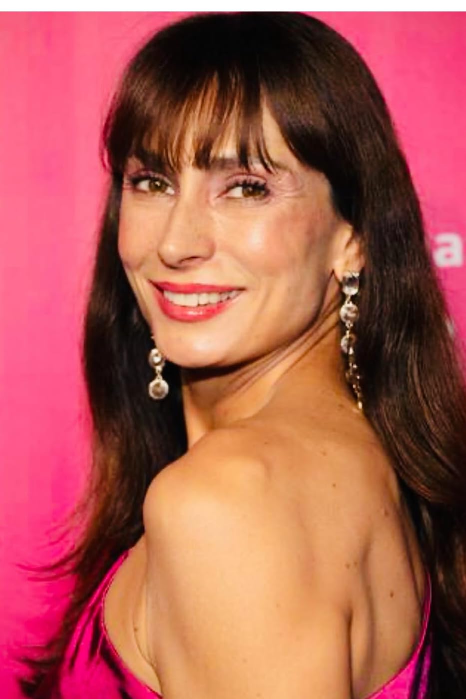 actor Faith Barrett large photo