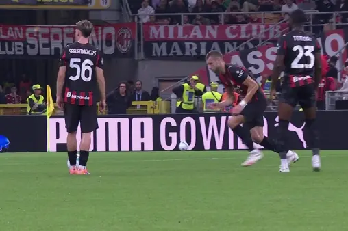 AC Milan VS Lecce Highlight background