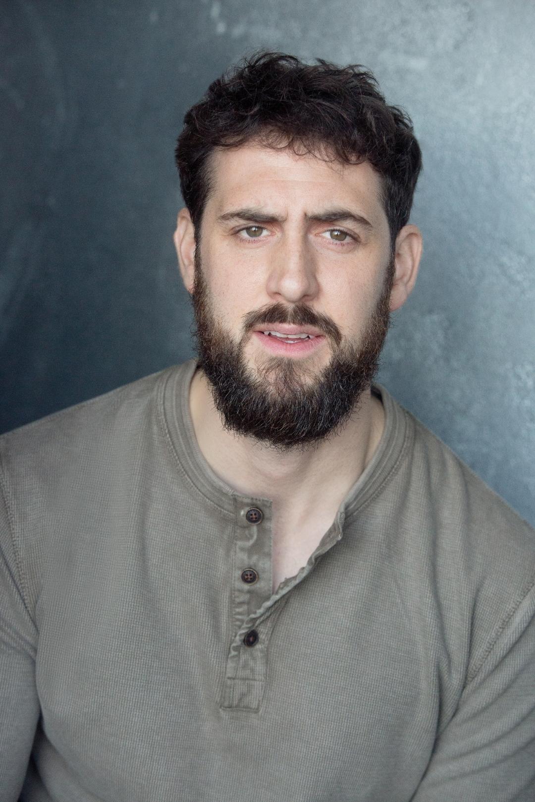 actor Elliot Benn large photo