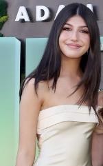 actor Sunny Sandler large photo