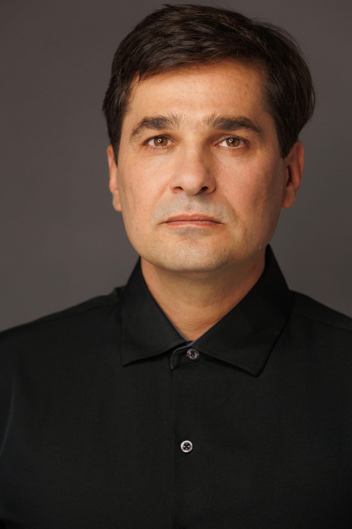 actor Daniel Chernish large photo