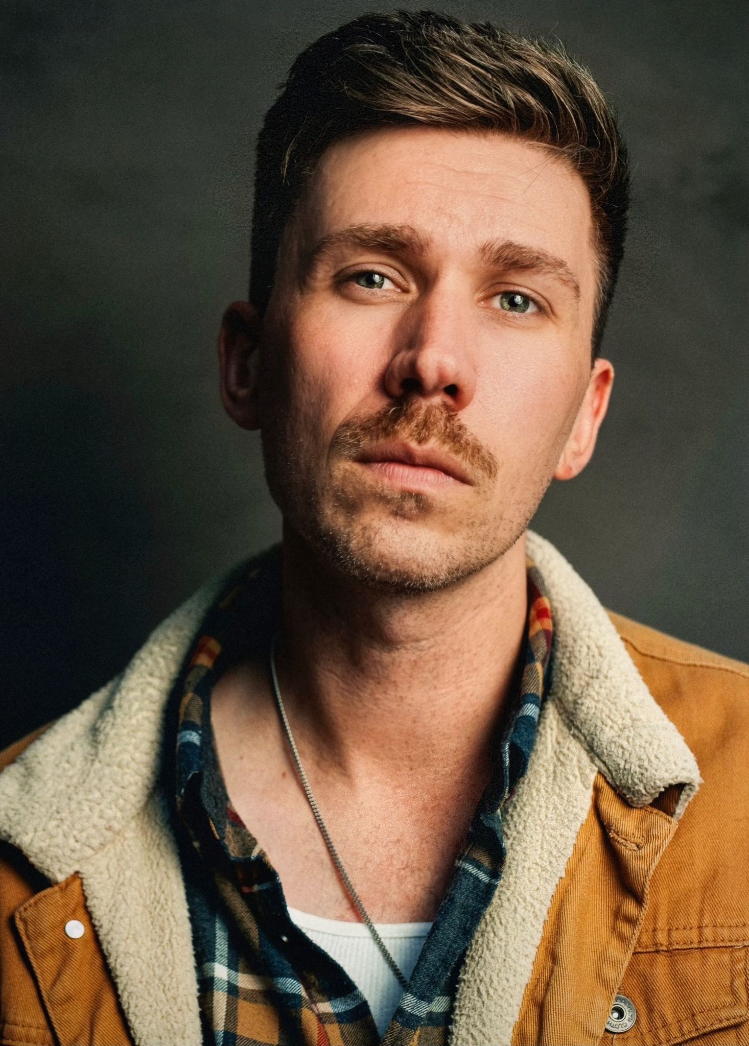 actor Chris Ginesi large photo