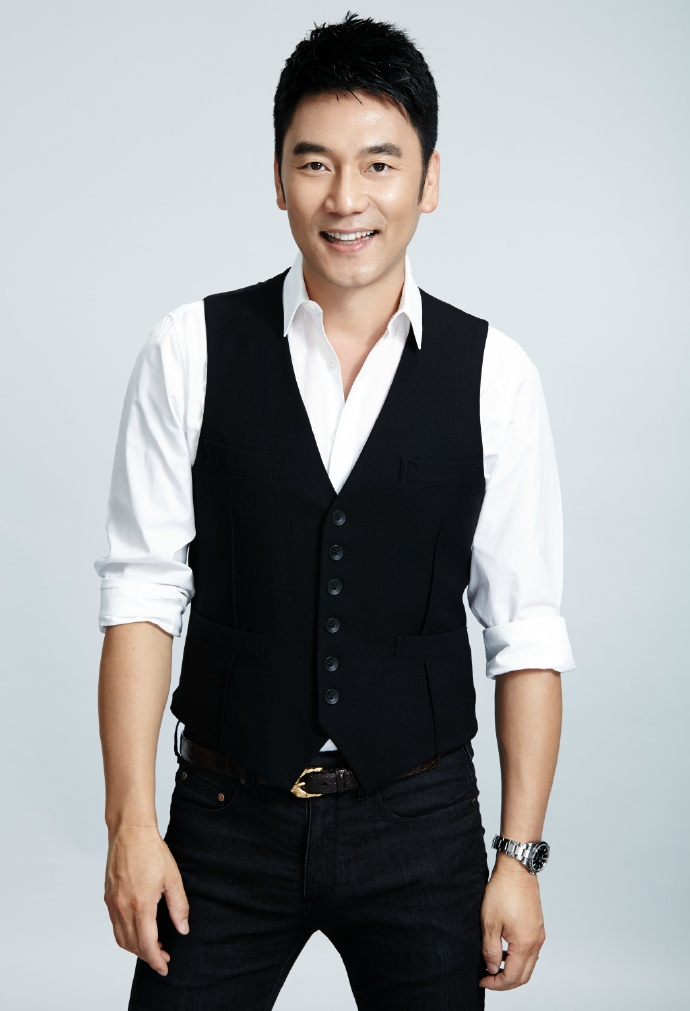 actor Allen Lin large photo