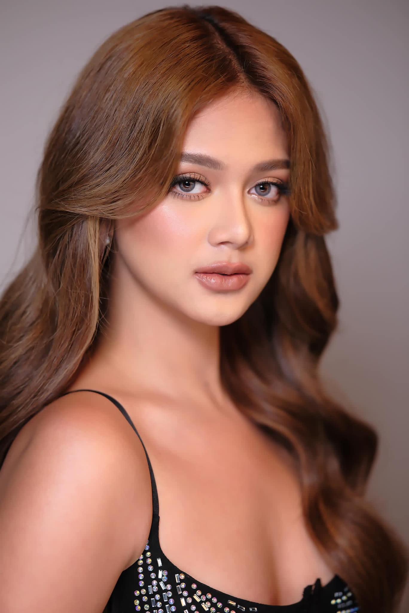 actor Liz Gonzales large photo