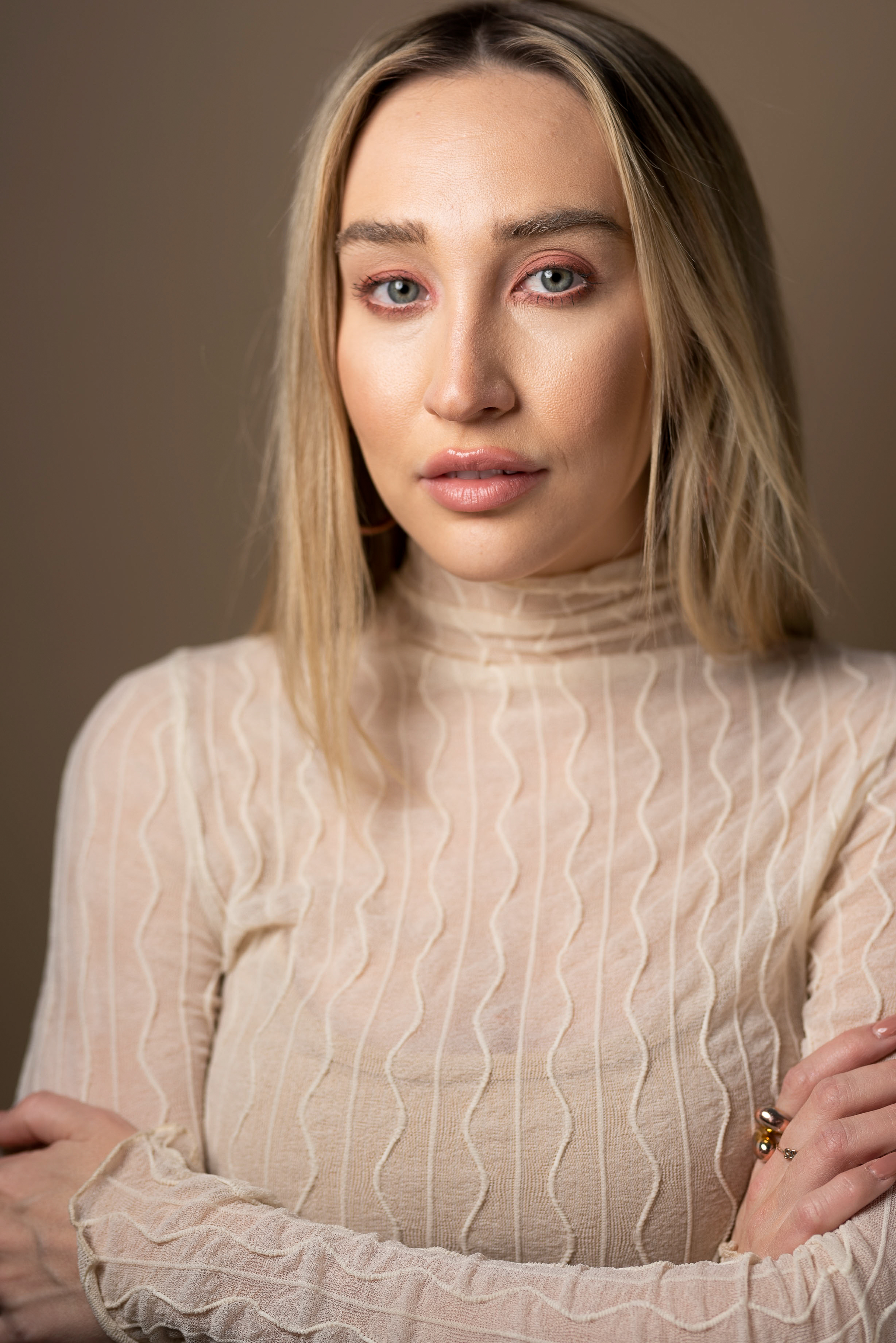 actor Sarah Faye Beard large photo