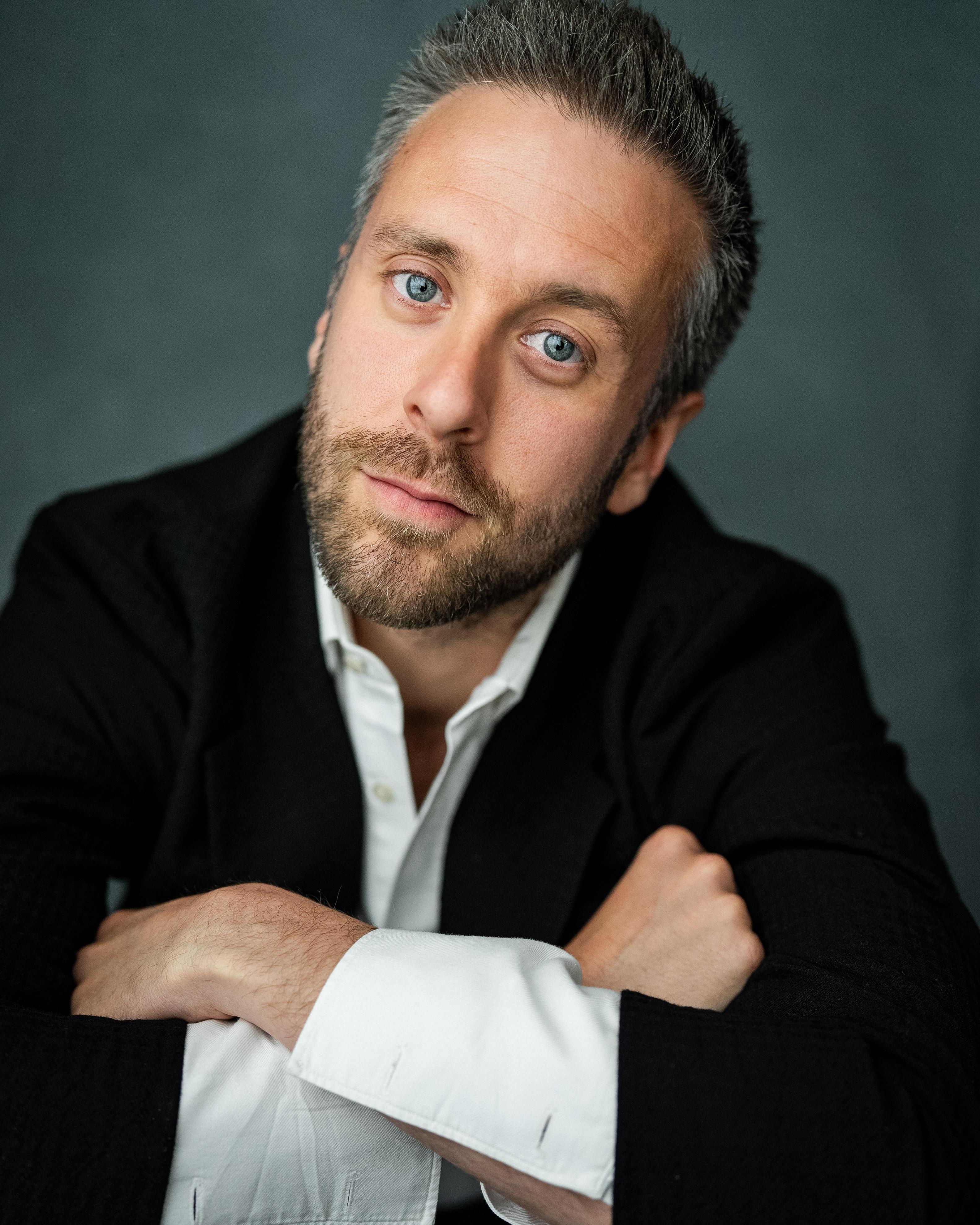 actor Lewis Goody large photo