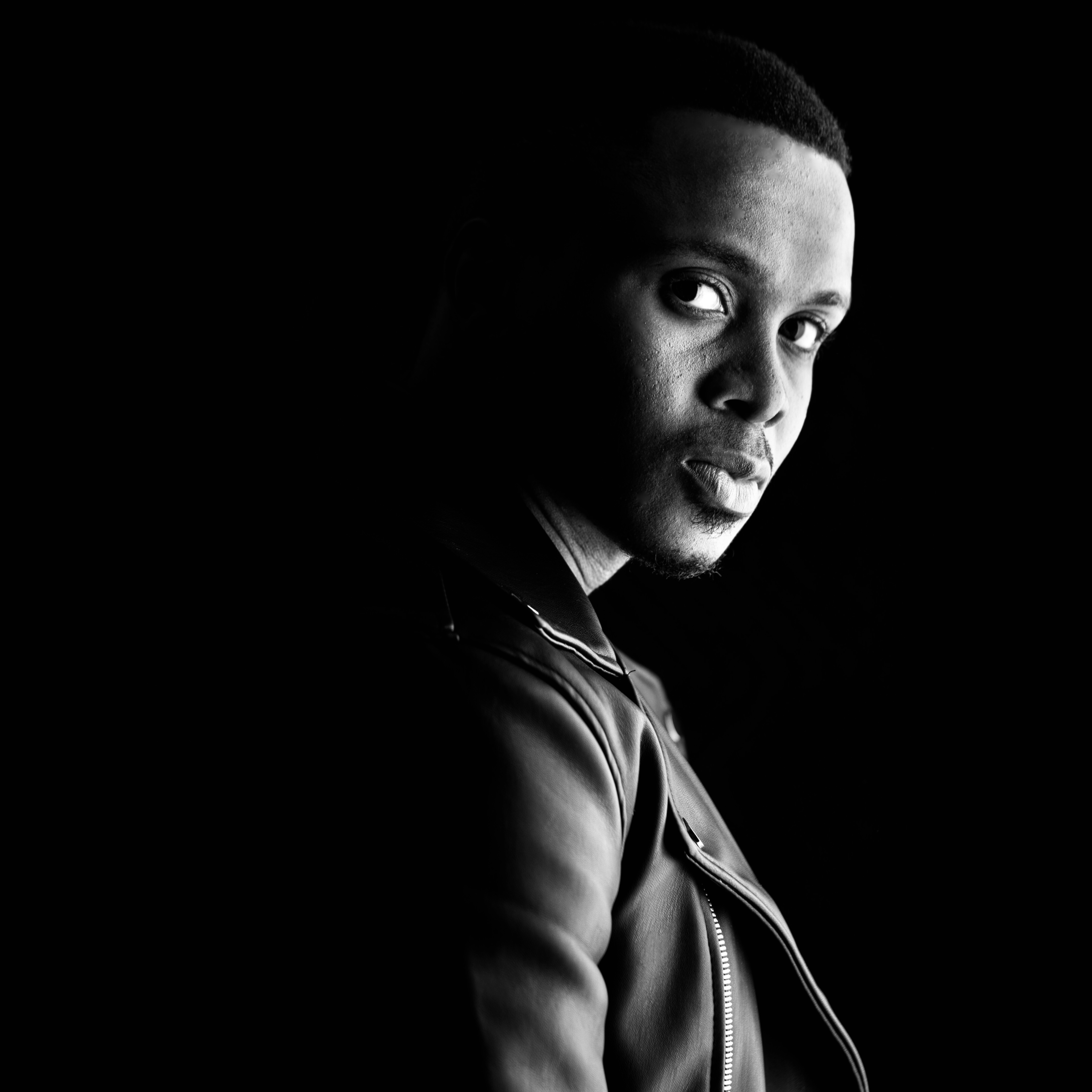 actor Riley Bowes large photo