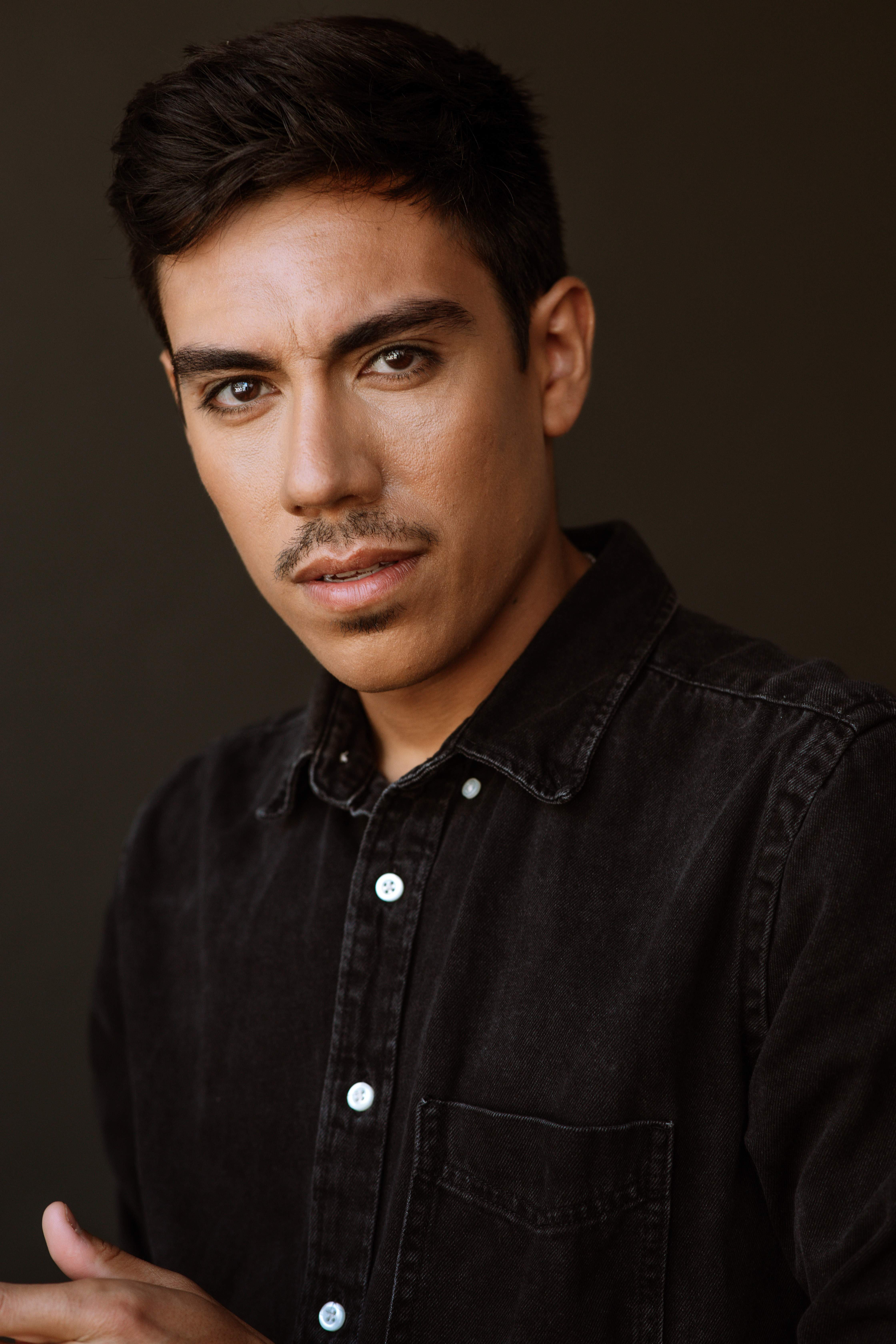 actor Mitchell Jaramillo large photo