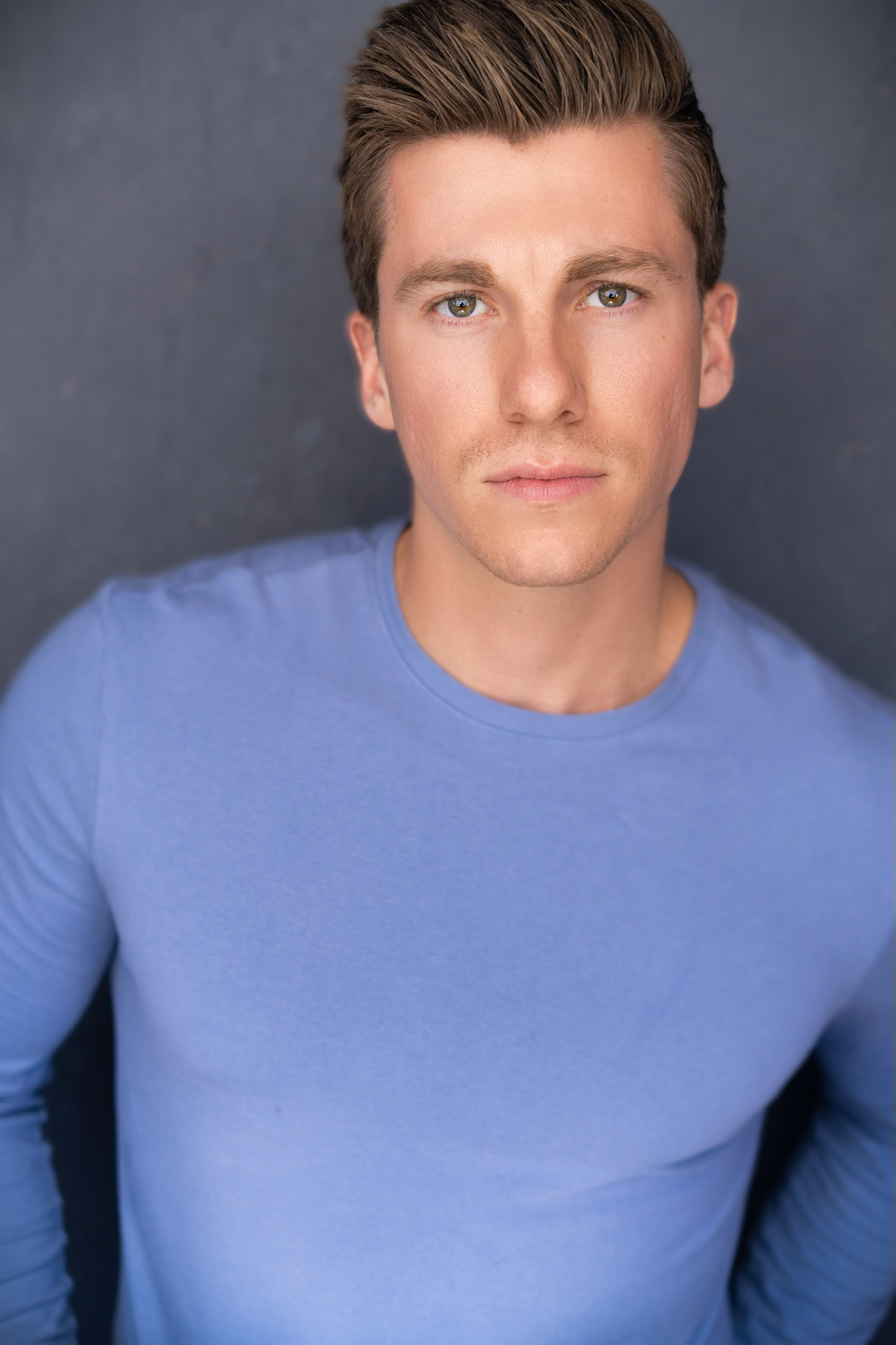 actor Joshua Smith large photo