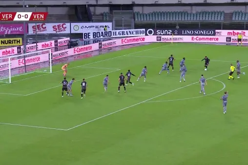 [Highlights] Tight defense in the box! Venezia's two consecutive attacks both blocked