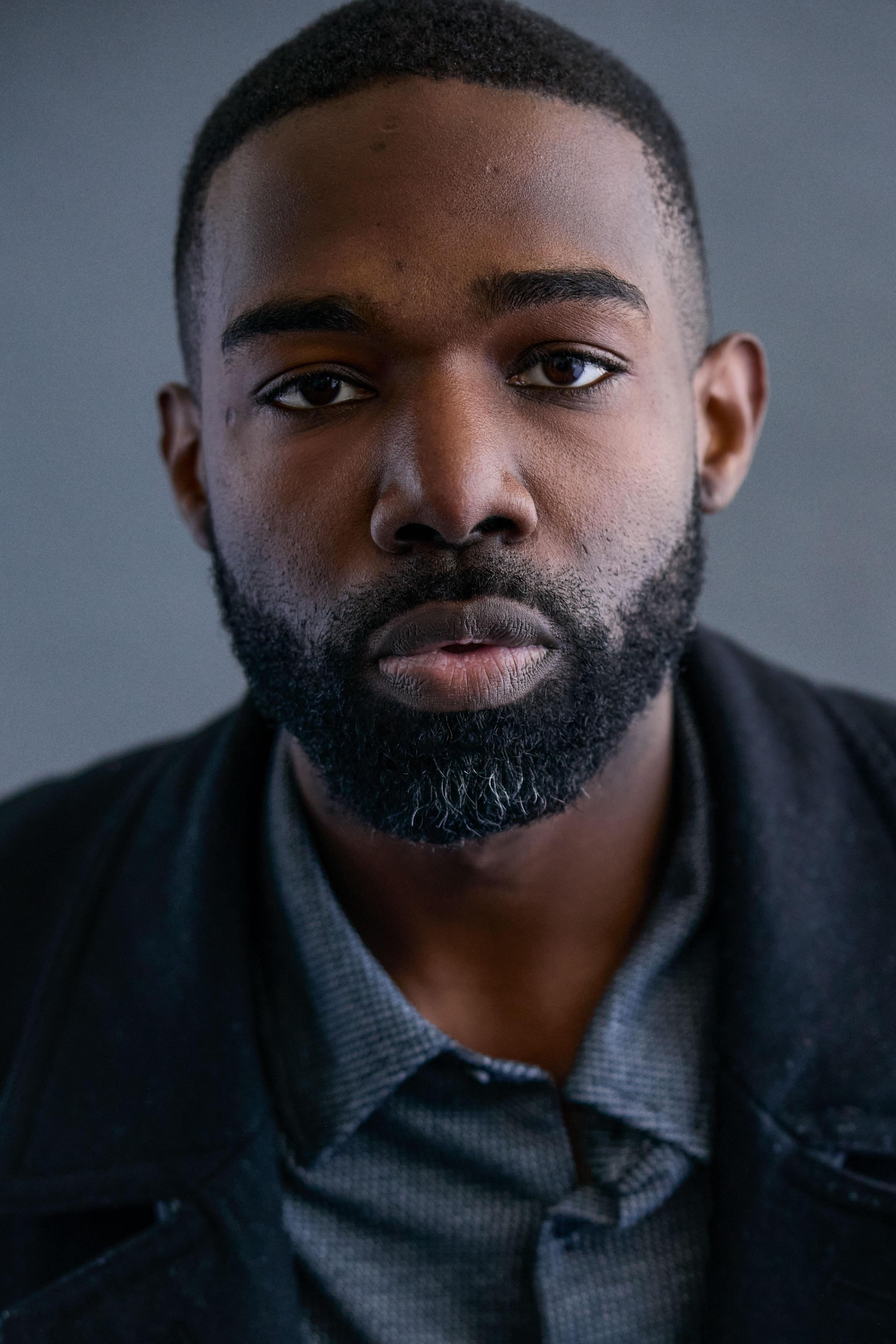 actor Robert III Hamilton large photo