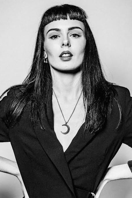 actor Kyla Nicolle large photo