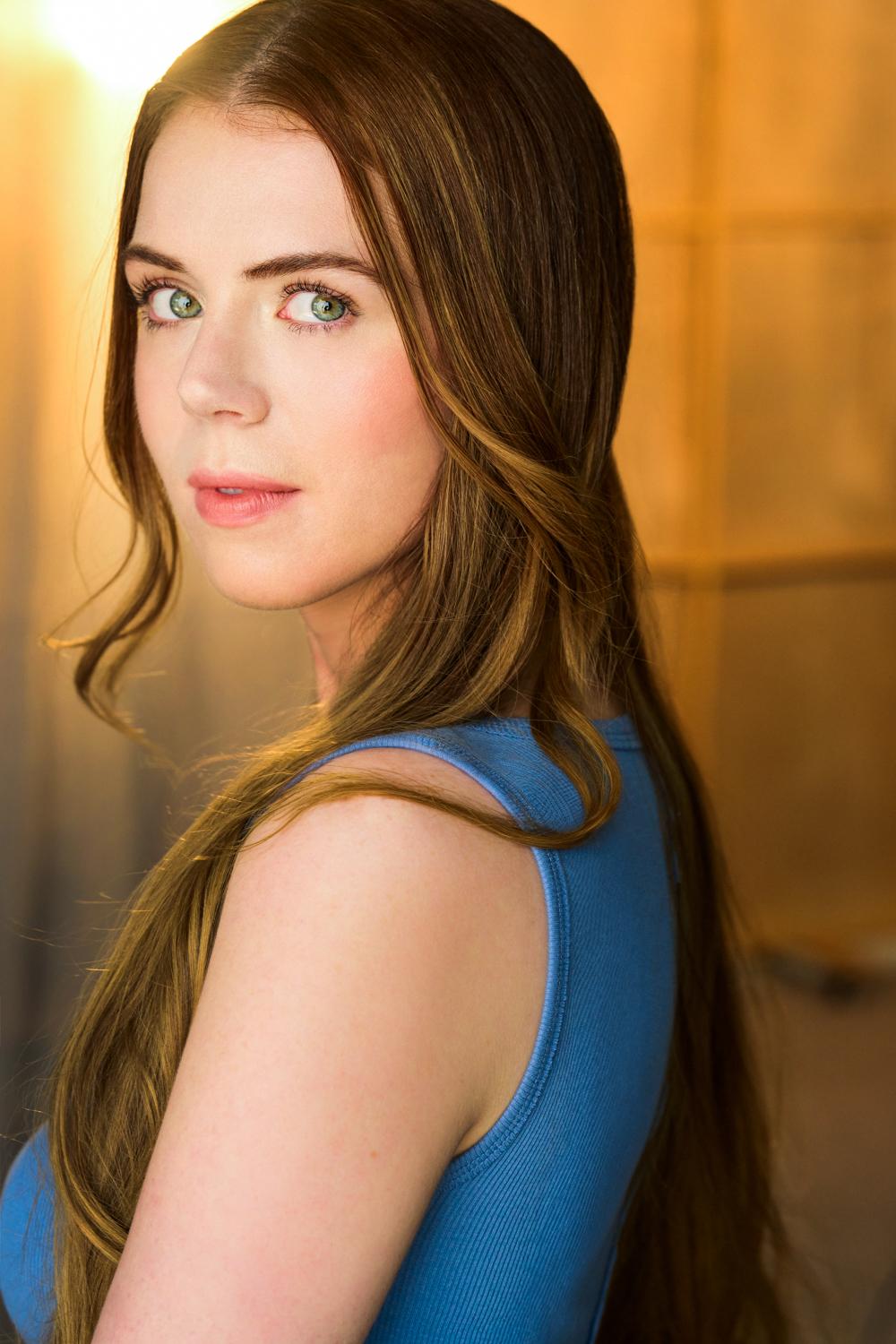 actor Kiley Pearson large photo