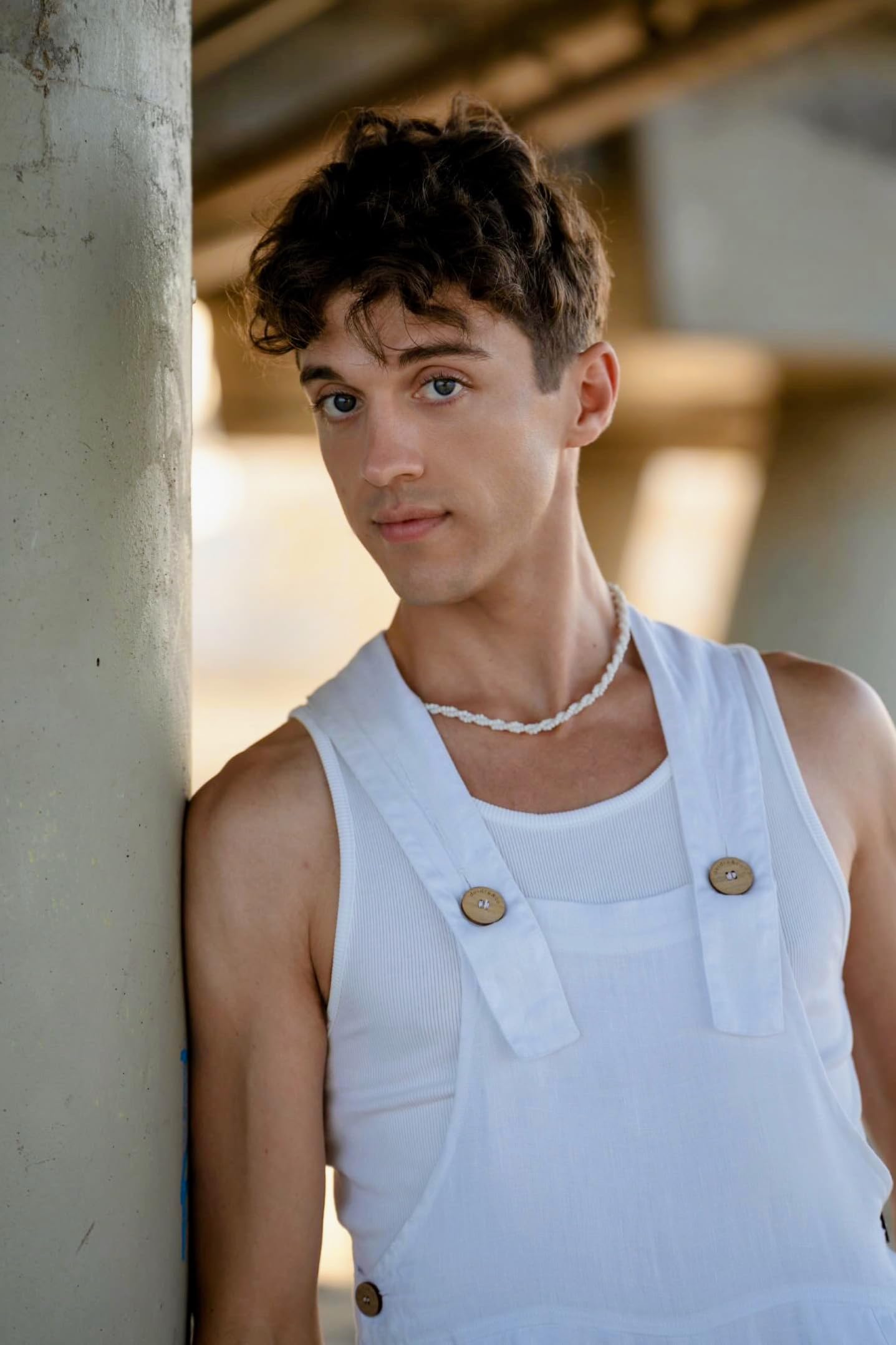 actor Evan Gambardella large photo