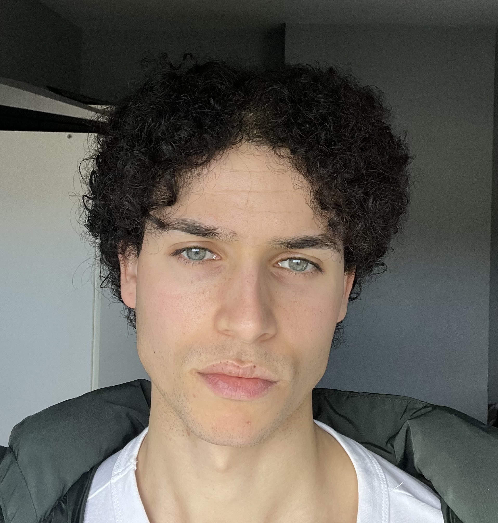 actor Daniel Mick Ryan large photo