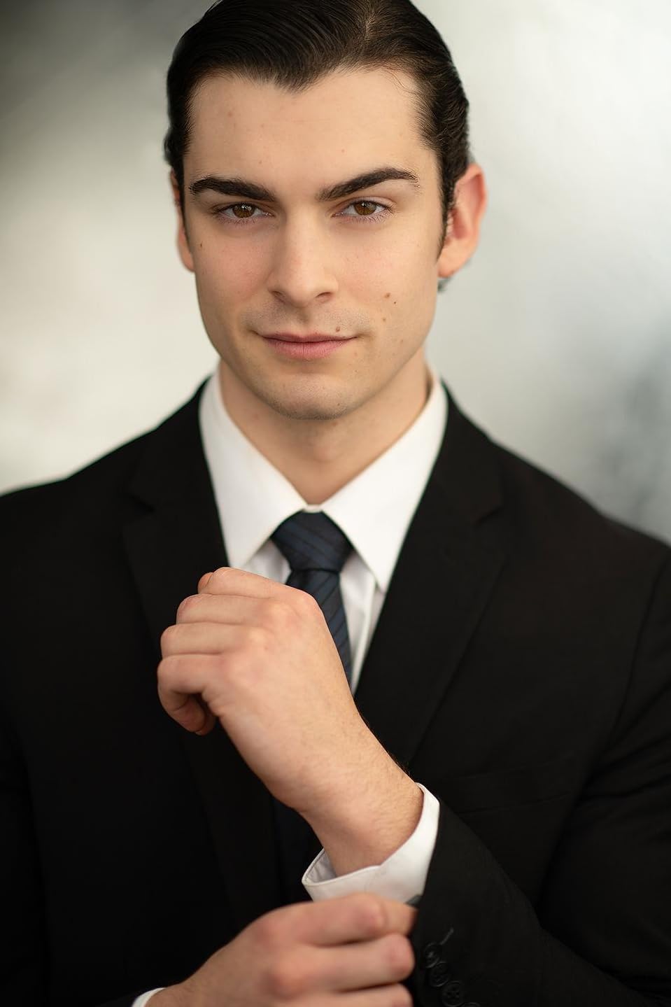 actor Evan Bacic large photo