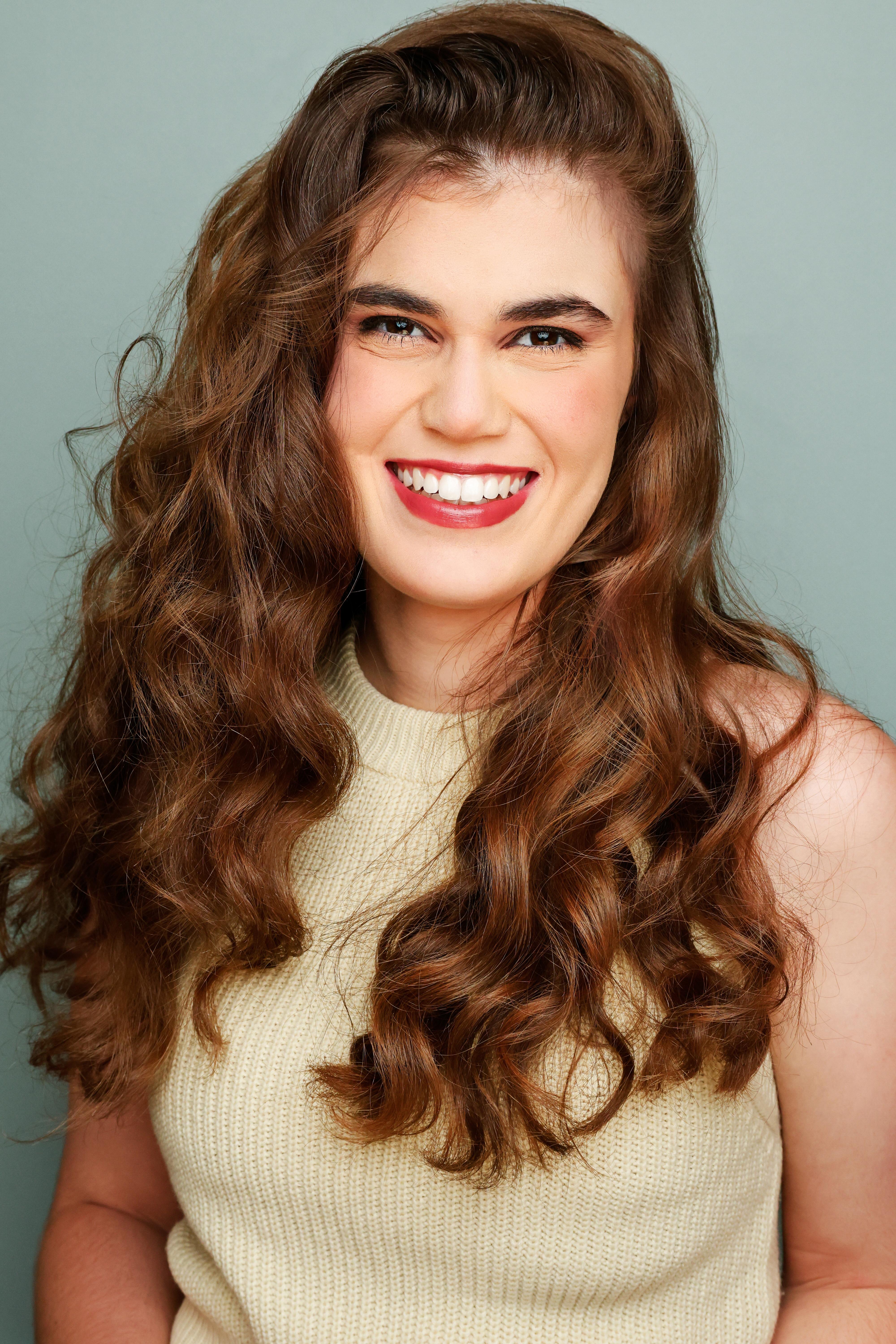 actor Sarah Siverson large photo